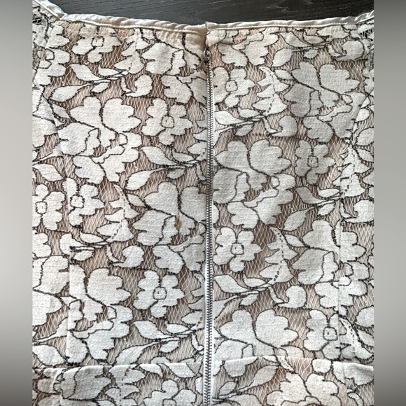 Mini Dress by Endless Rose | form fitting, Nude underlay & lace detail | SM - Picture 4 of 8